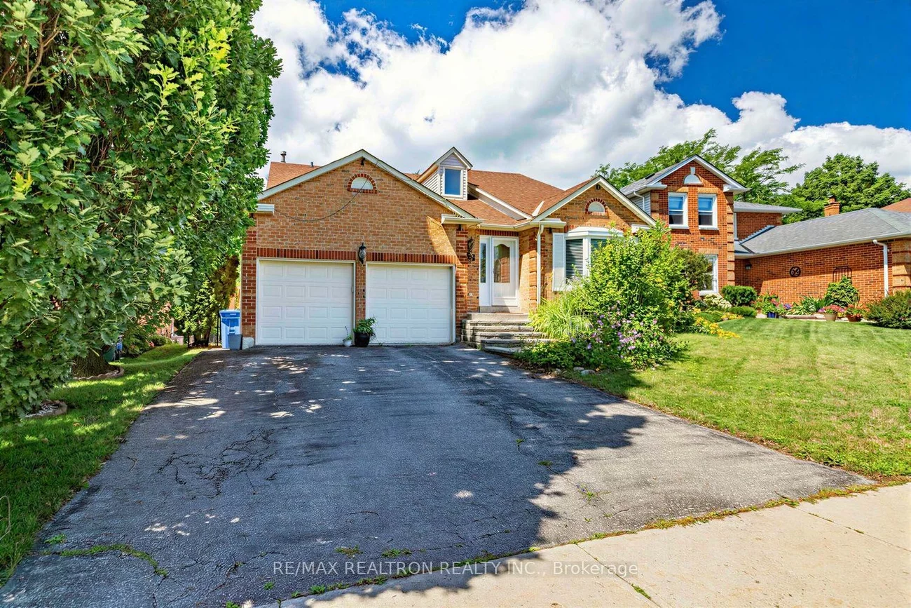 416, Alex Doner, Glenway Estates, Newmarket