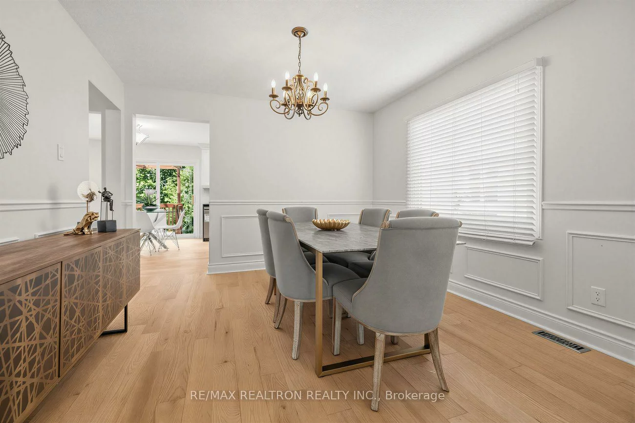 416, Alex Doner, Glenway Estates, Newmarket