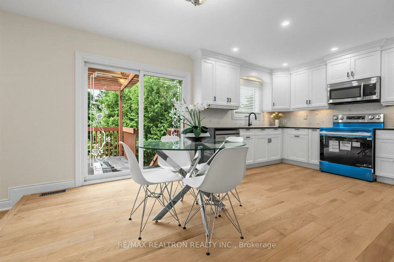 416, Alex Doner, Glenway Estates, Newmarket