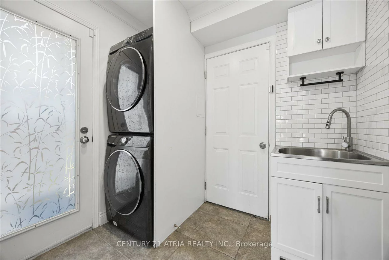 1040, Birchwood, Gorham-College Manor, Newmarket