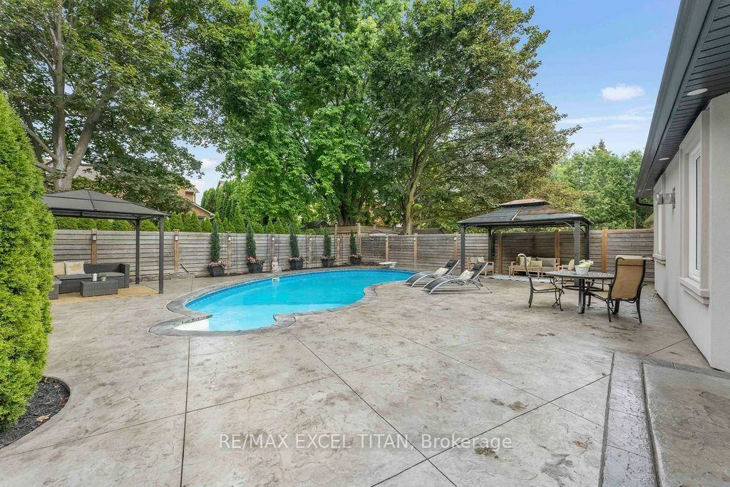 258, Glenway, Glenway Estates, Newmarket