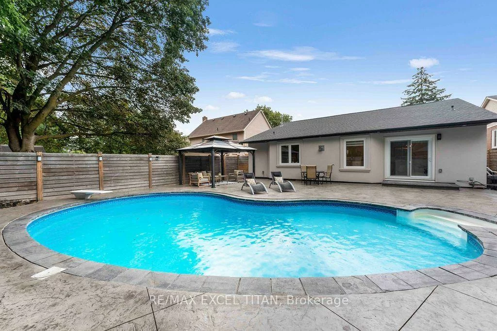 258, Glenway, Glenway Estates, Newmarket