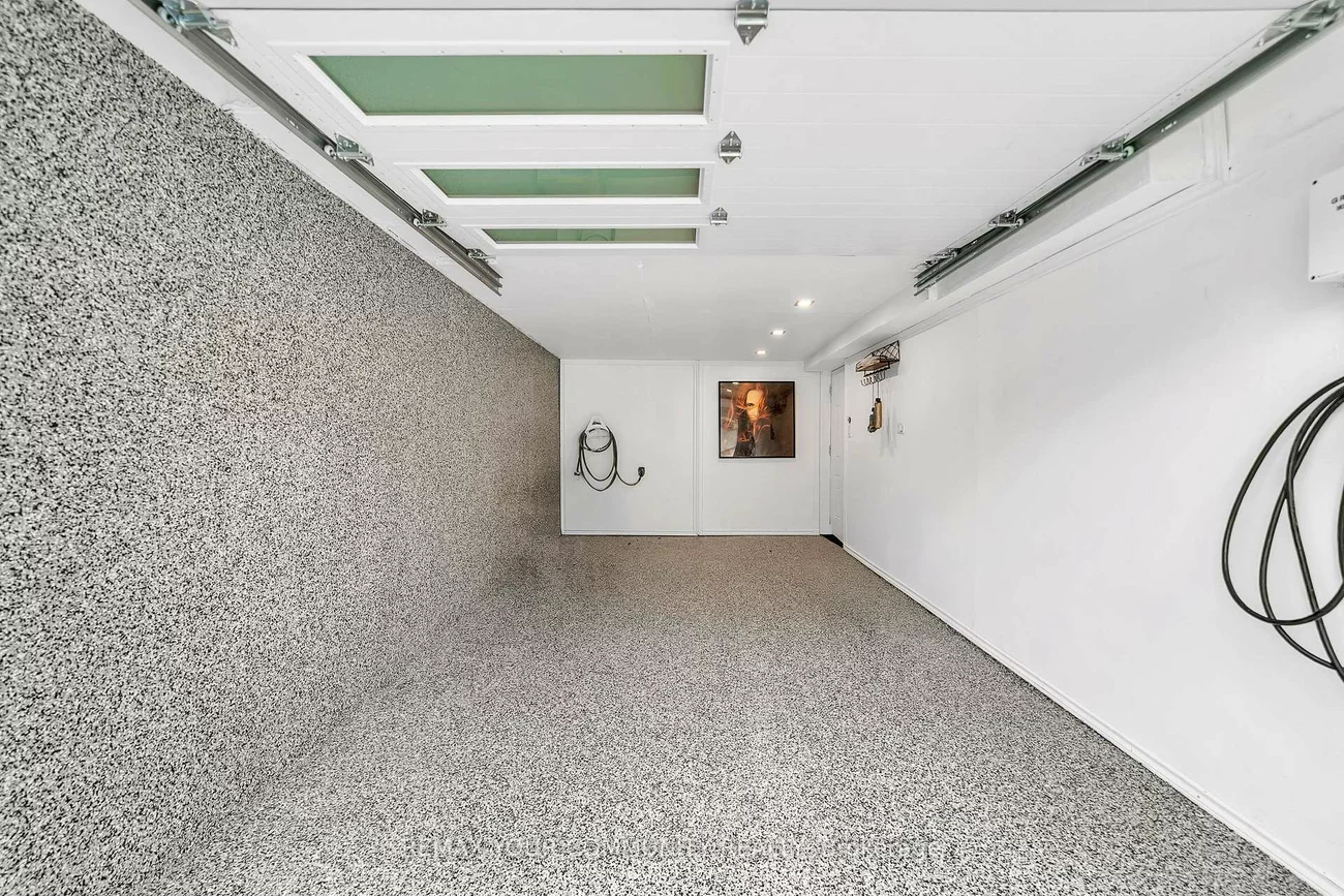 210, Currey, Central Newmarket, Newmarket