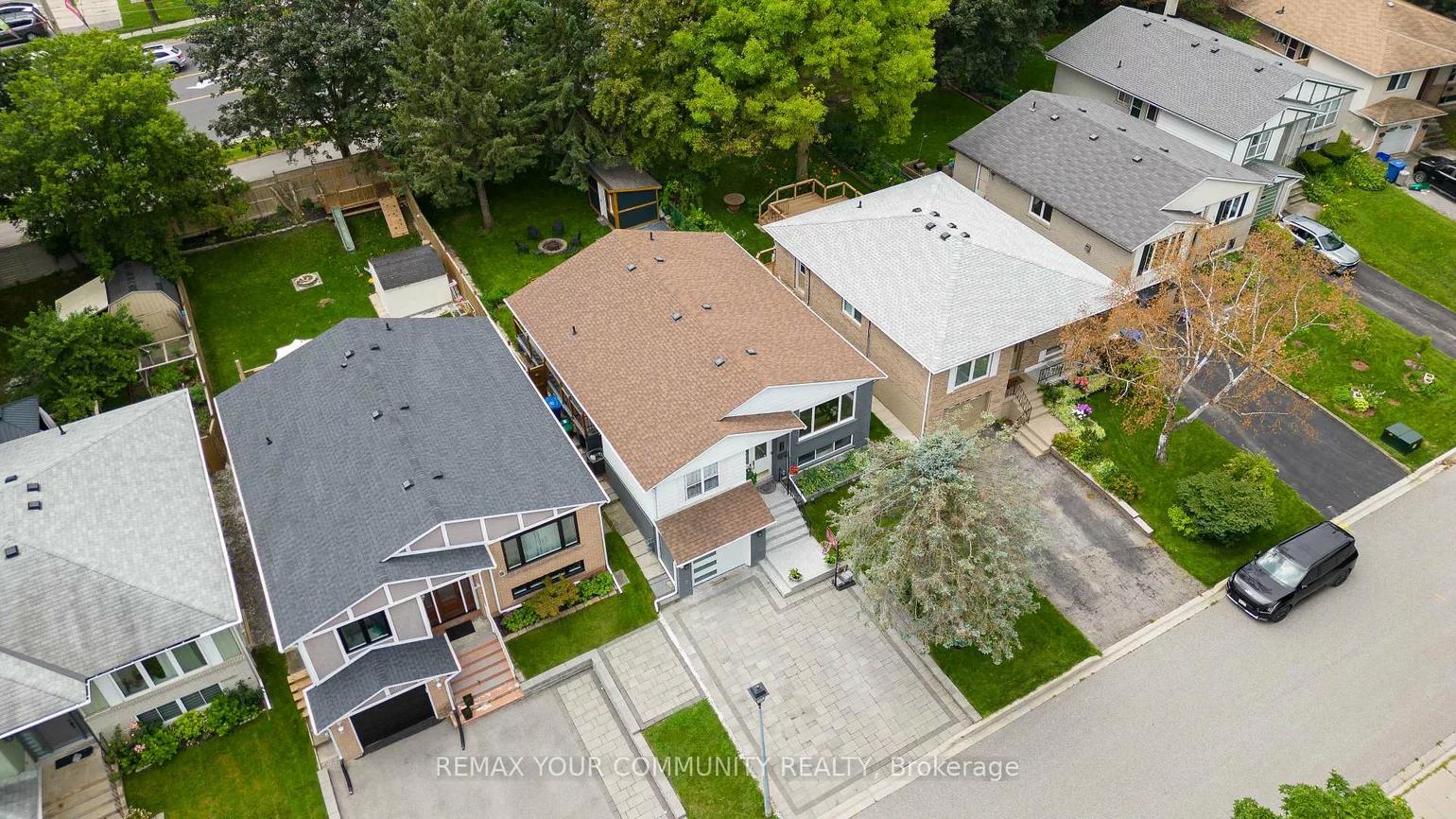 210, Currey, Central Newmarket, Newmarket