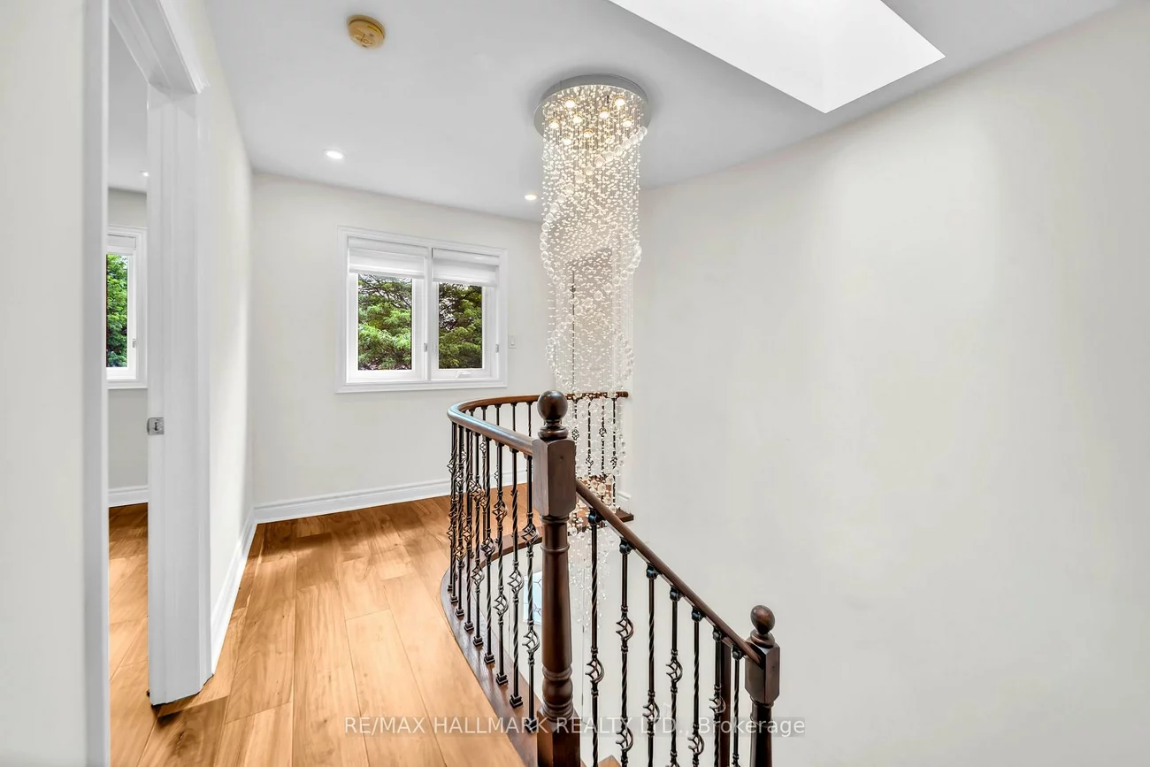 872, Hilton, Stonehaven-Wyndham, Newmarket