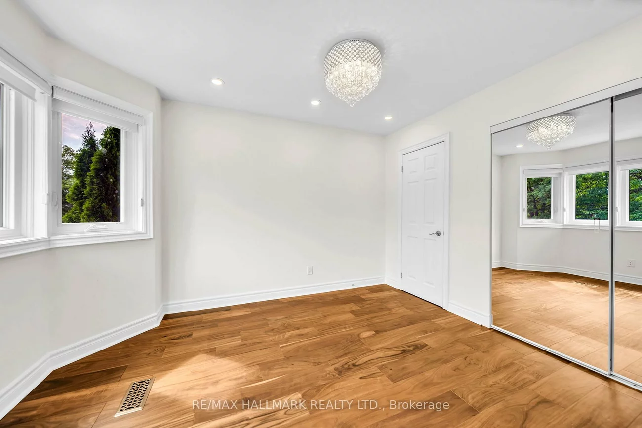 872, Hilton, Stonehaven-Wyndham, Newmarket