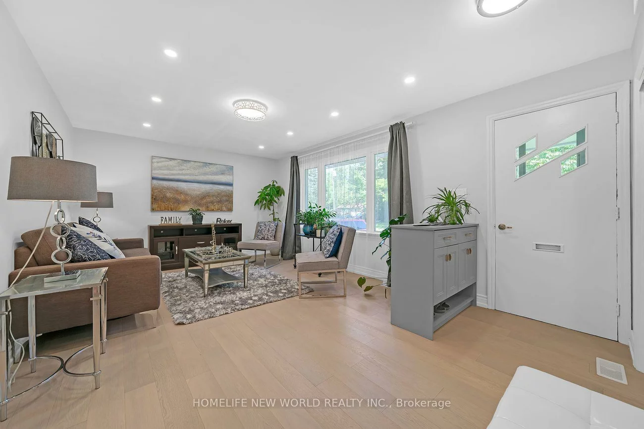 736, Grace, Gorham-College Manor, Newmarket