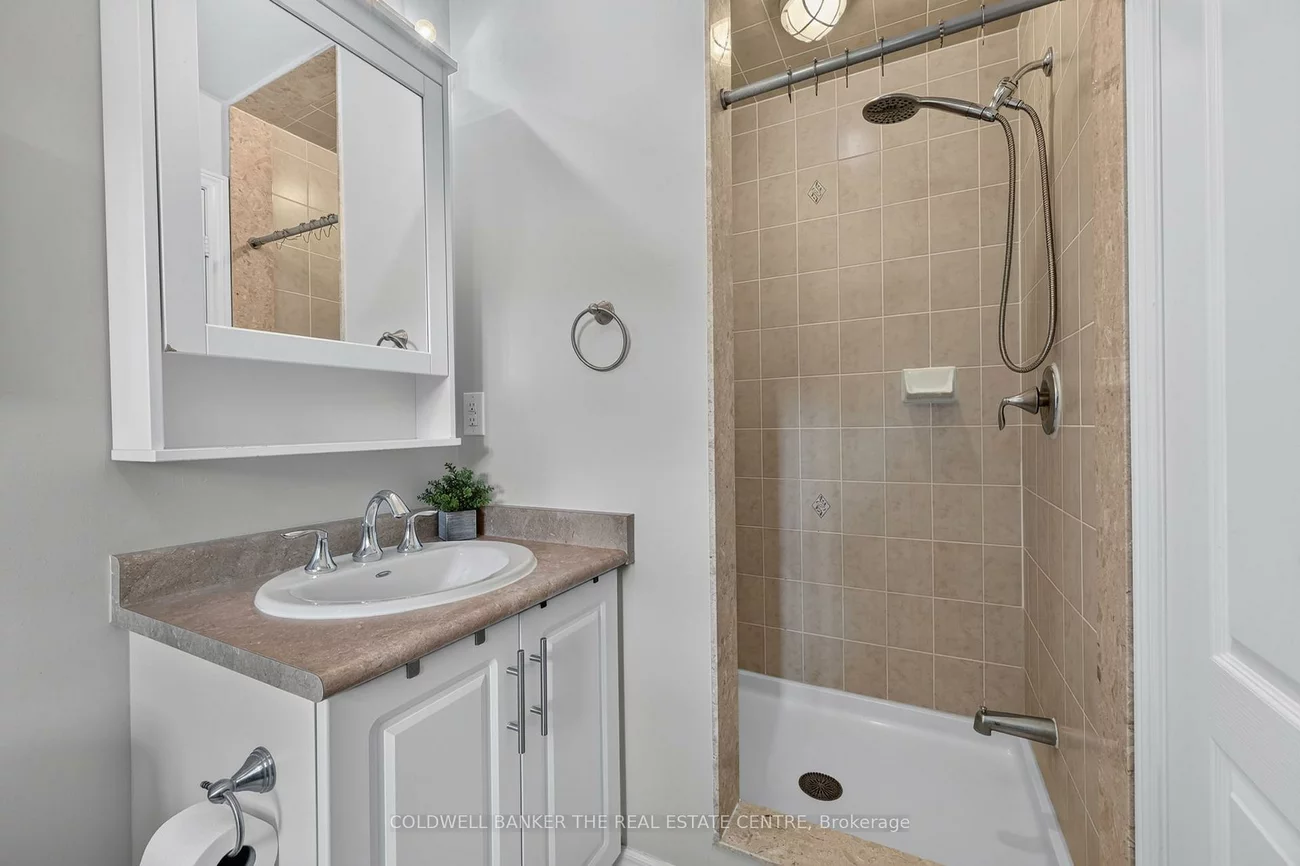 346, Doak, Gorham-College Manor, Newmarket