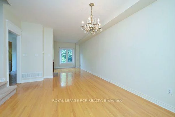251, Denise, Summerhill Estates, Newmarket