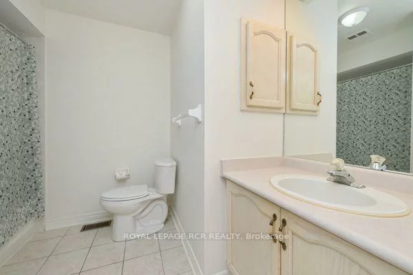 251, Denise, Summerhill Estates, Newmarket