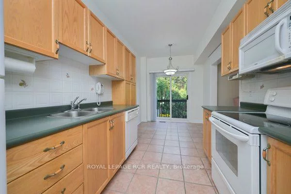 251, Denise, Summerhill Estates, Newmarket