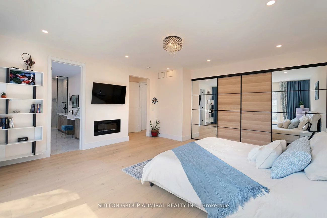 582, Gorham, Gorham-College Manor, Newmarket