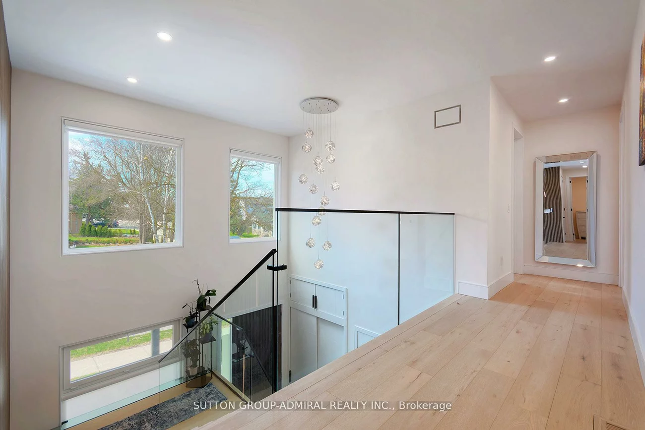 582, Gorham, Gorham-College Manor, Newmarket