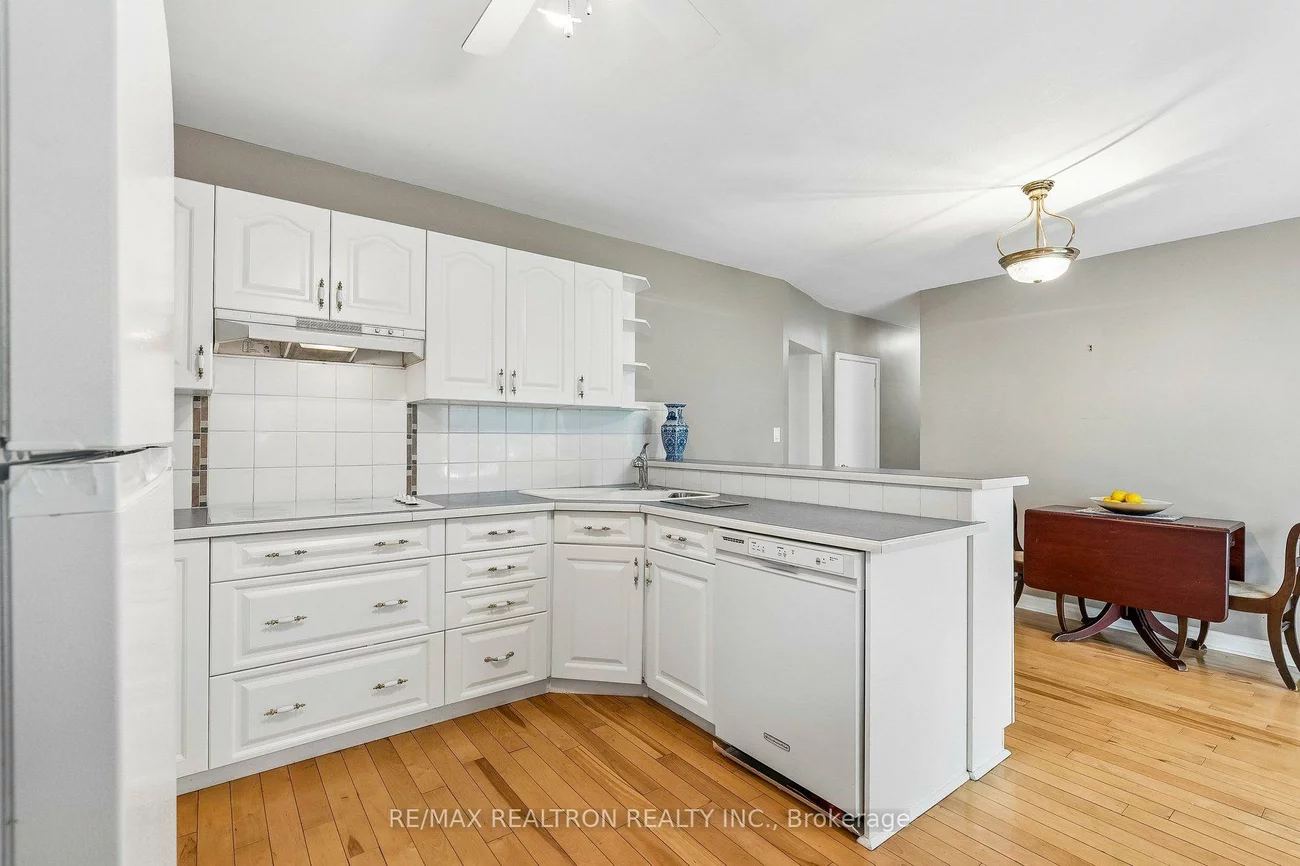 957, JANETTE, Huron Heights-Leslie Valley, Newmarket