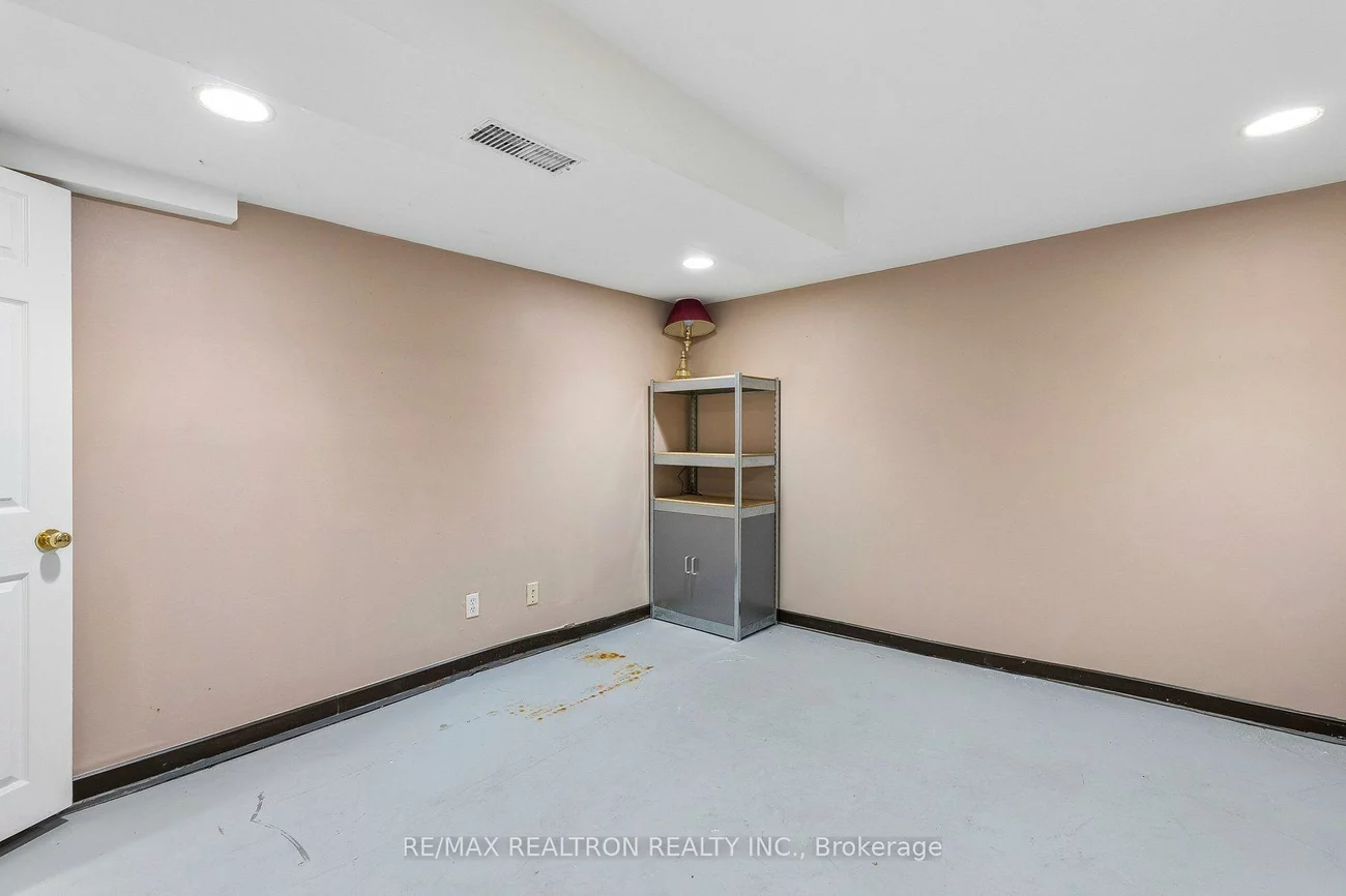 957, JANETTE, Huron Heights-Leslie Valley, Newmarket