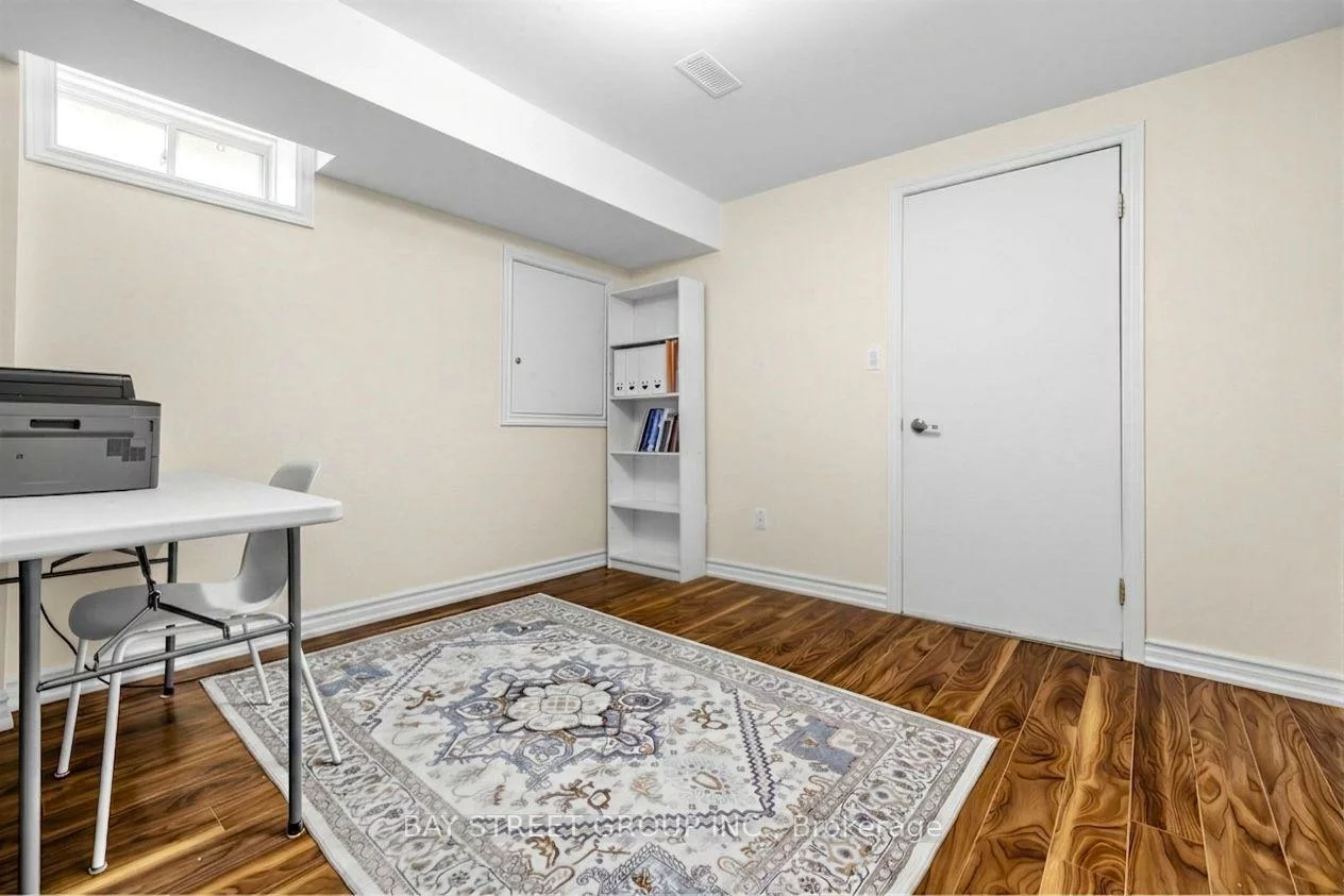 37, Mynden, Woodland Hill, Newmarket