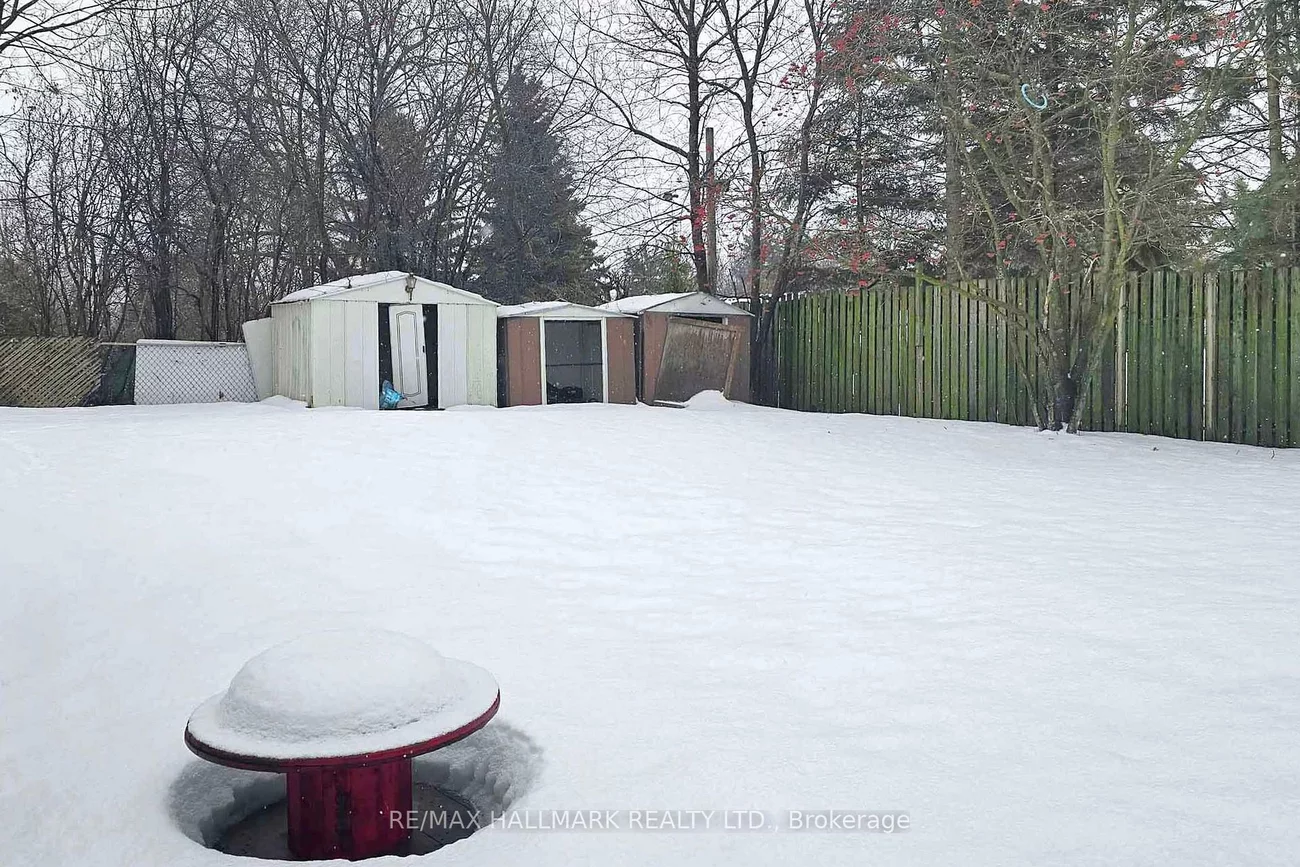 1022, Janette, Huron Heights-Leslie Valley, Newmarket