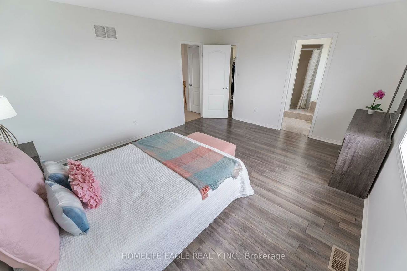 135, Wainscot, Woodland Hill, Newmarket