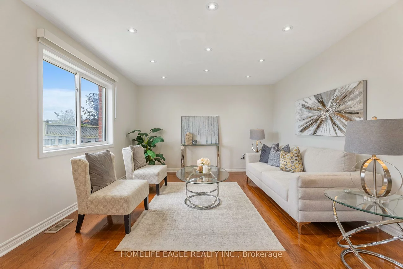 135, Wainscot, Woodland Hill, Newmarket