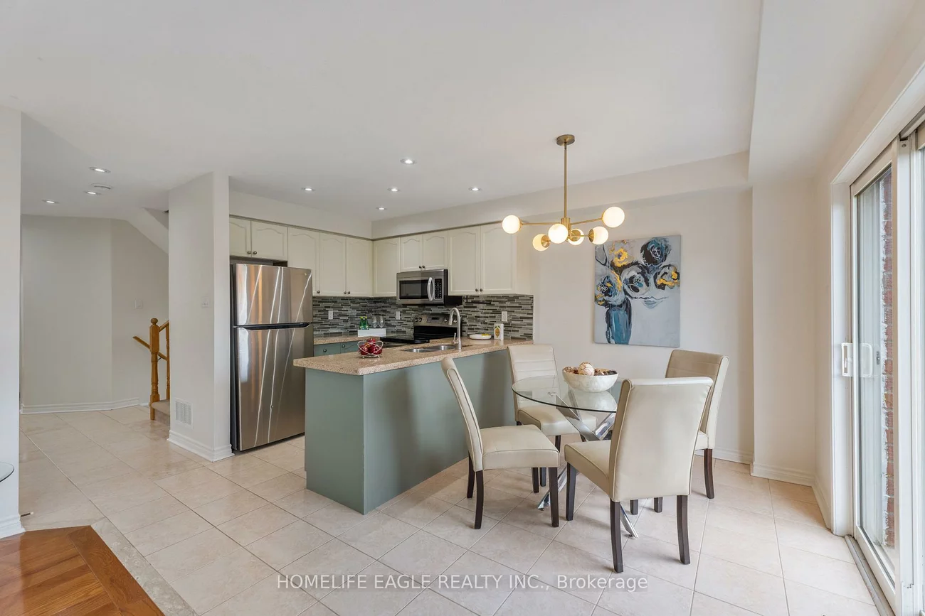 135, Wainscot, Woodland Hill, Newmarket