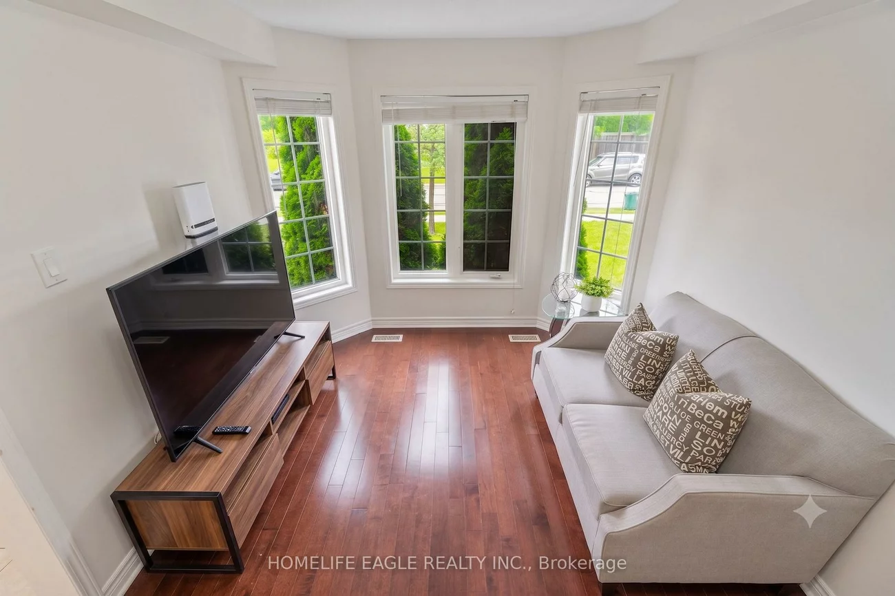 135, Wainscot, Woodland Hill, Newmarket