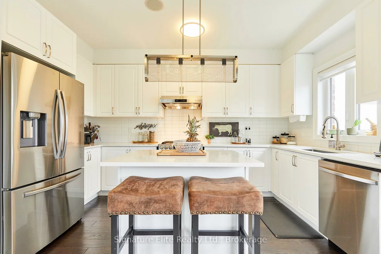 114, Gordon, Gorham-College Manor, Newmarket