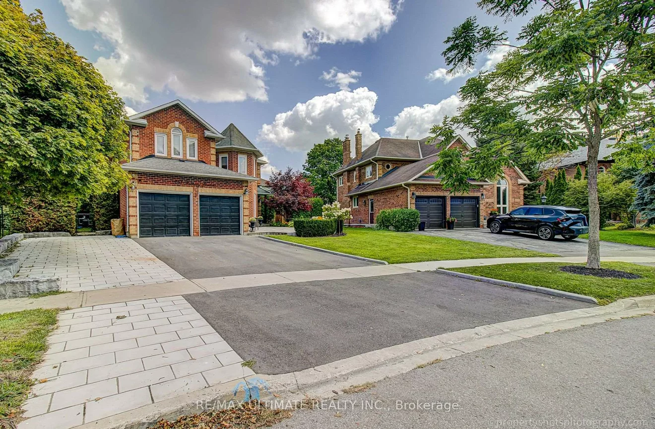 351, Fairway, Glenway Estates, Newmarket