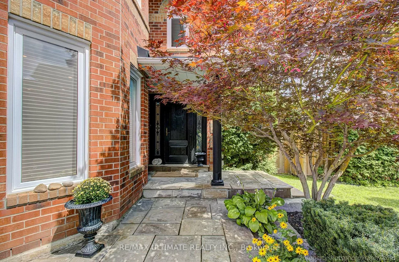 351, Fairway, Glenway Estates, Newmarket