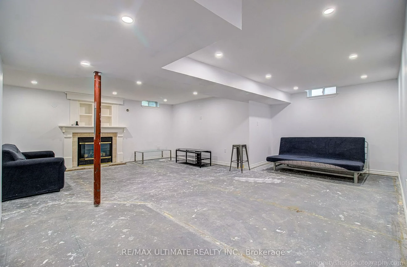 351, Fairway, Glenway Estates, Newmarket