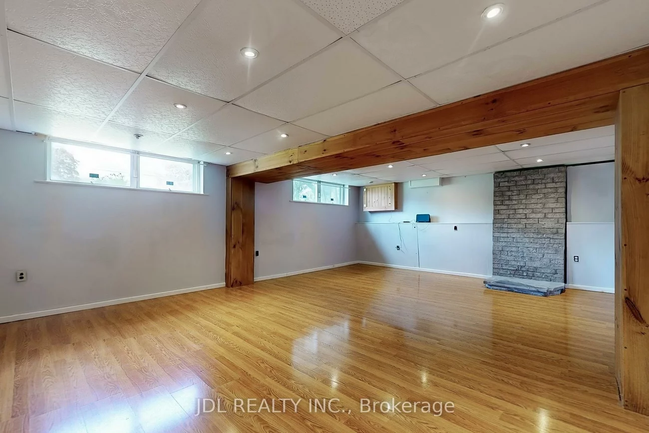 105, Park, Central Newmarket, Newmarket