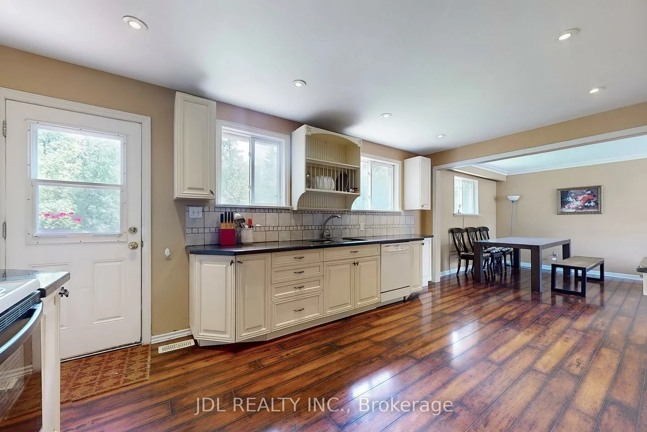 105, Park, Central Newmarket, Newmarket