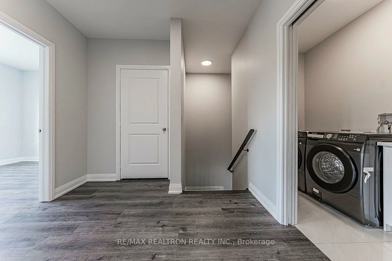 260, Eagle, Central Newmarket, Newmarket