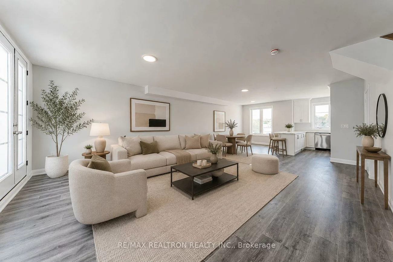 260, Eagle, Central Newmarket, Newmarket