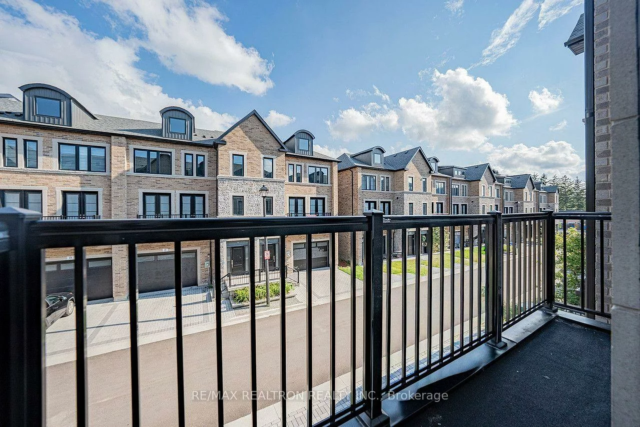 260, Eagle, Central Newmarket, Newmarket