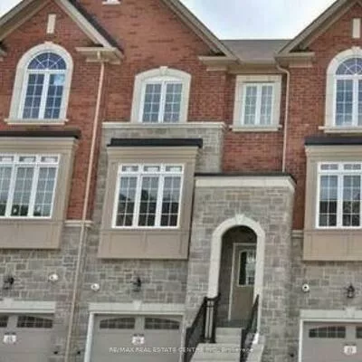 211, Appleton, Central Newmarket, Newmarket