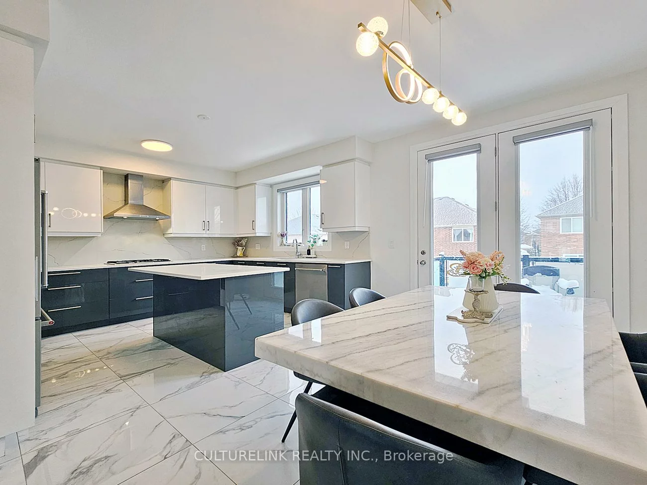 551, New England, Summerhill Estates, Newmarket