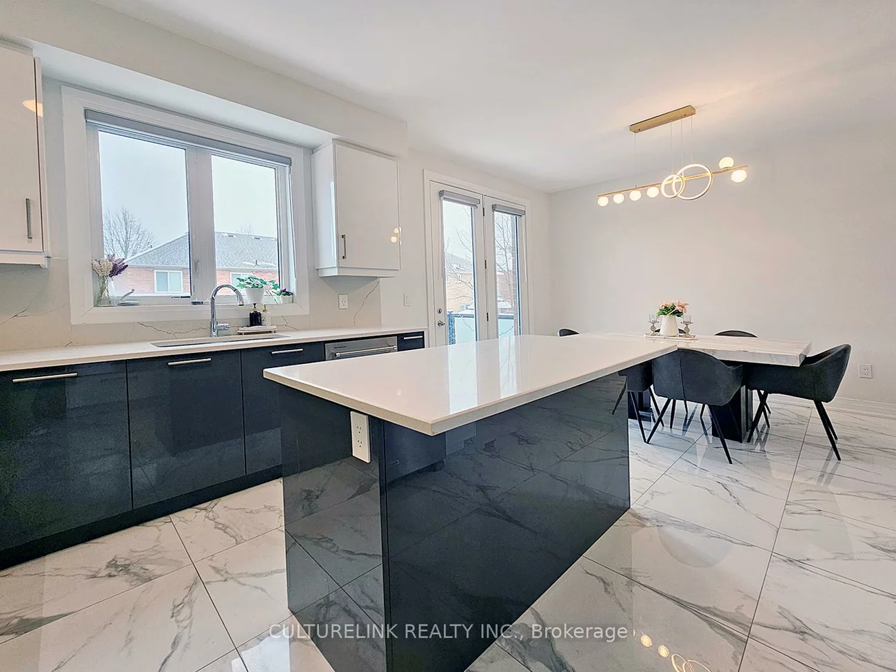 551, New England, Summerhill Estates, Newmarket