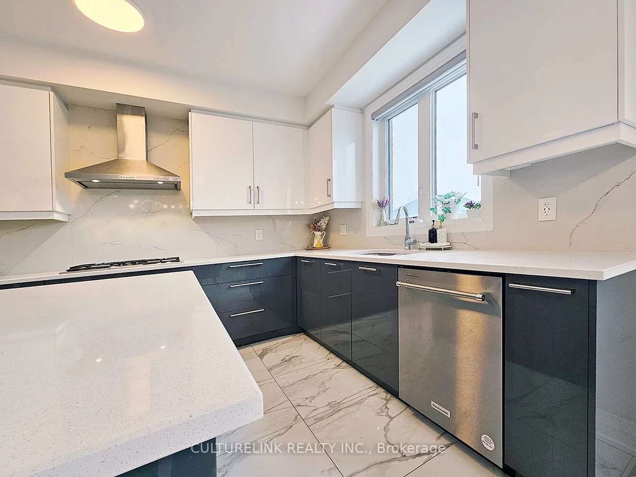 551, New England, Summerhill Estates, Newmarket