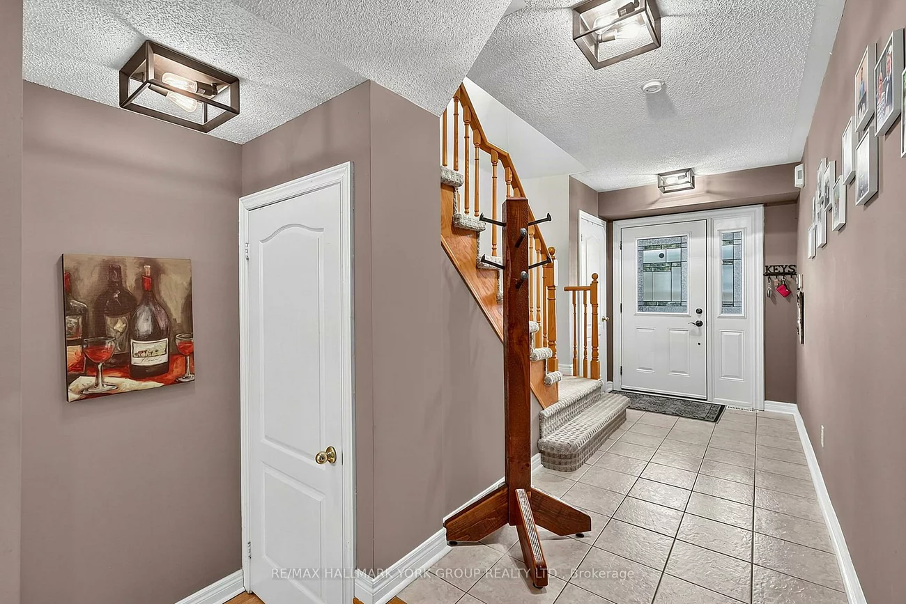 620, Bondi, Gorham-College Manor, Newmarket