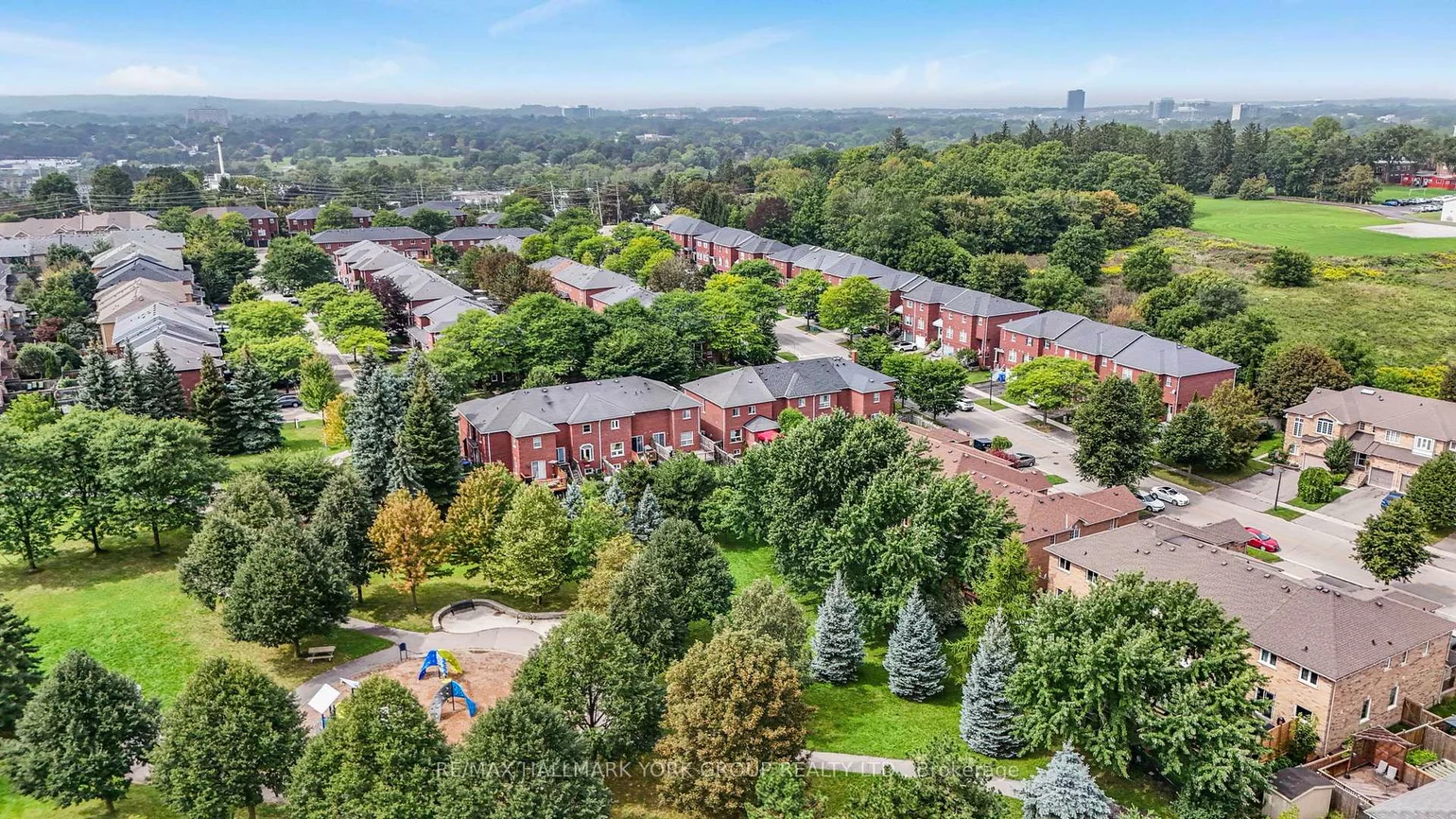 620, Bondi, Gorham-College Manor, Newmarket