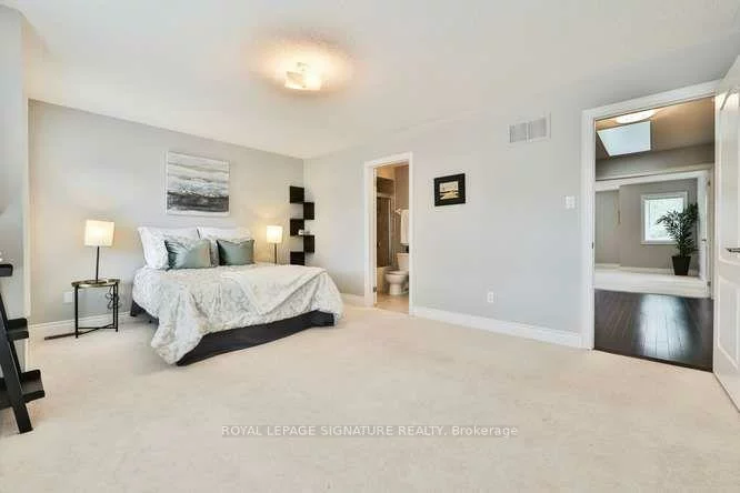 488, Foxcroft, Stonehaven-Wyndham, Newmarket