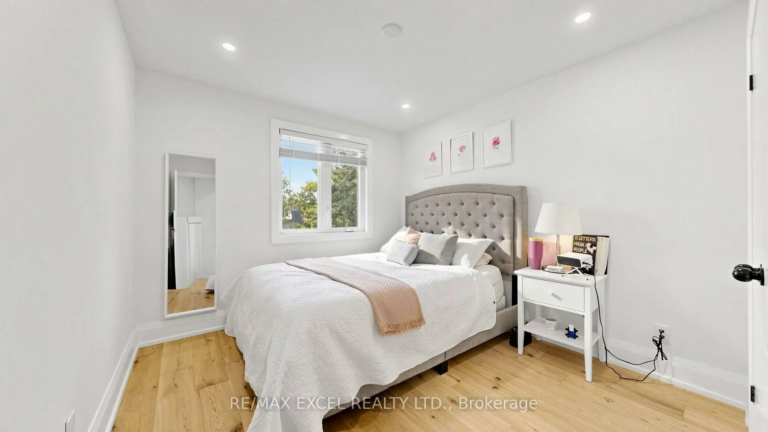 800, Pam, Huron Heights-Leslie Valley, Newmarket