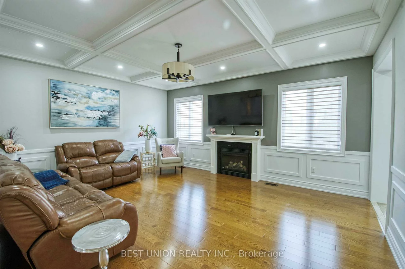 1183, Mctavish, Stonehaven-Wyndham, Newmarket
