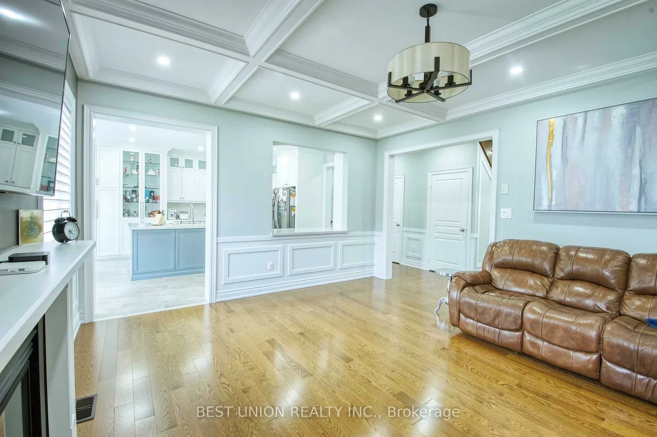 1183, Mctavish, Stonehaven-Wyndham, Newmarket