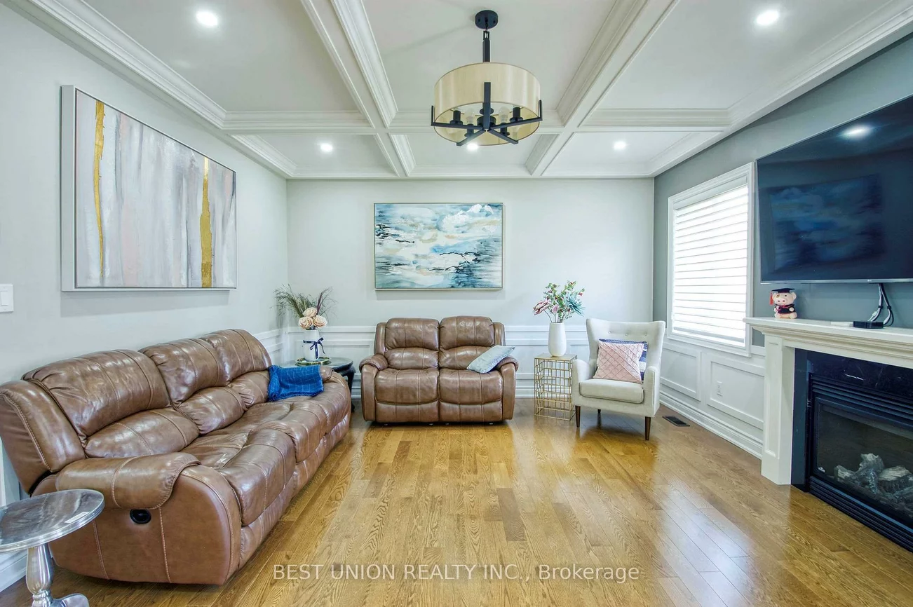 1183, Mctavish, Stonehaven-Wyndham, Newmarket