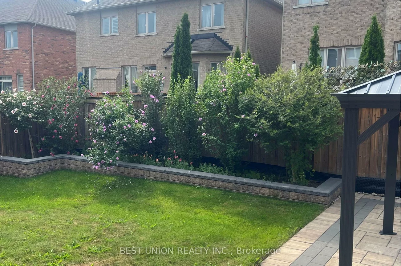 1183, Mctavish, Stonehaven-Wyndham, Newmarket