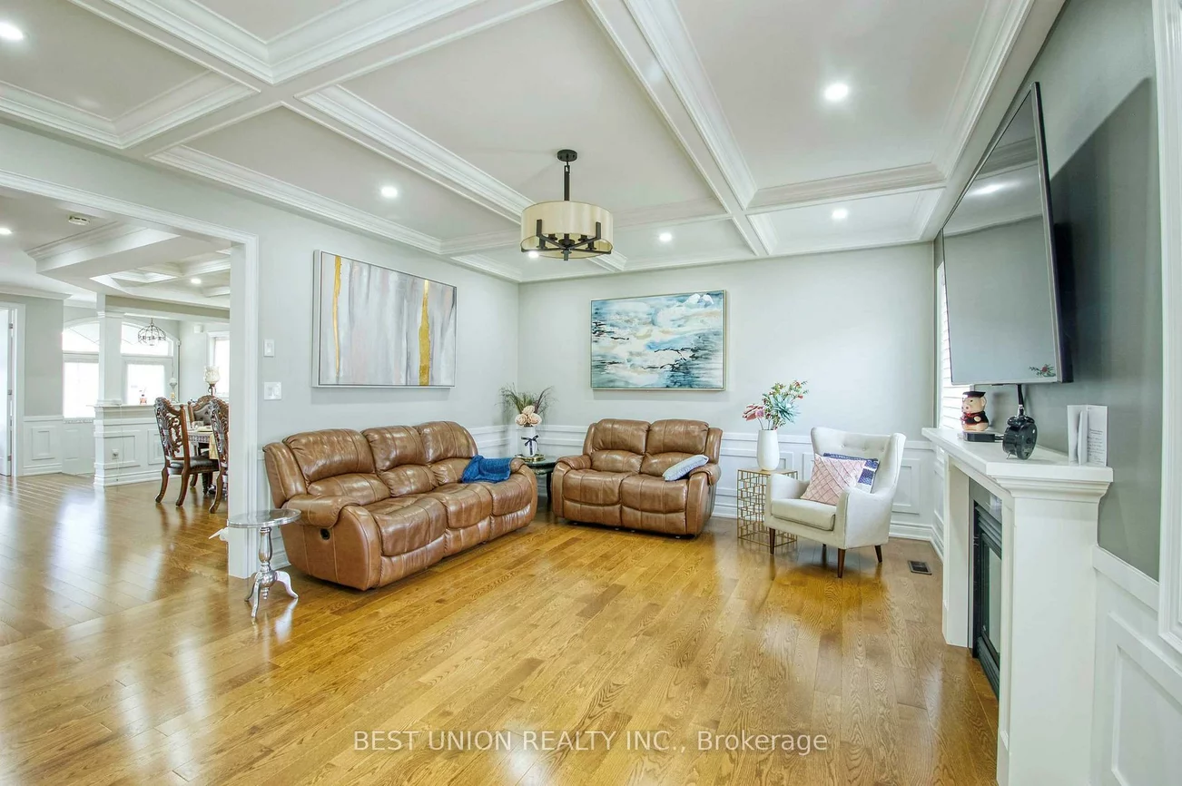 1183, Mctavish, Stonehaven-Wyndham, Newmarket
