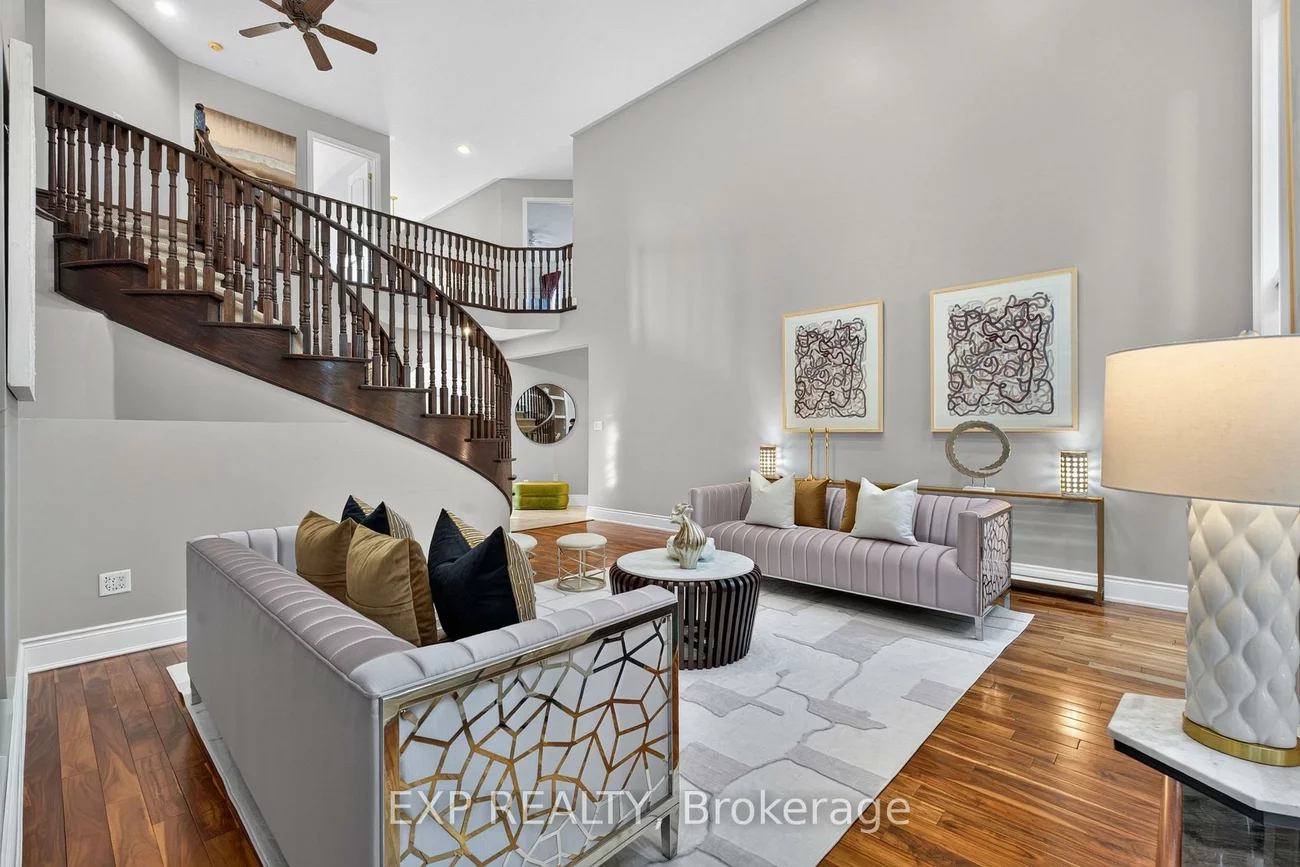 735, Foxcroft, Stonehaven-Wyndham, Newmarket
