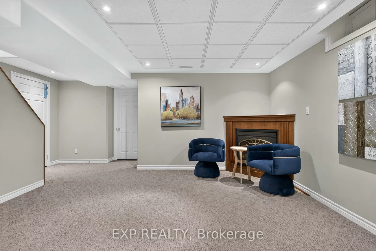 735, Foxcroft, Stonehaven-Wyndham, Newmarket