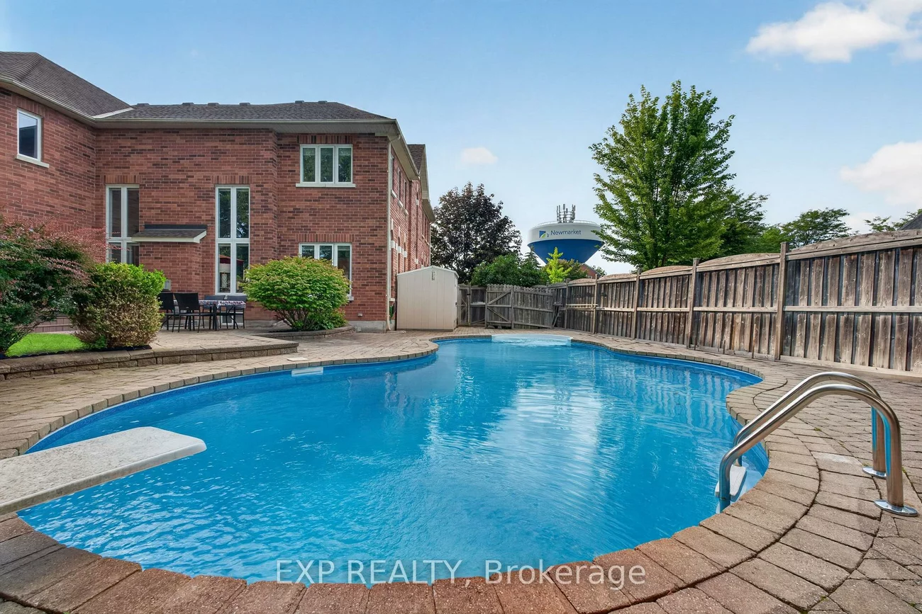 735, Foxcroft, Stonehaven-Wyndham, Newmarket